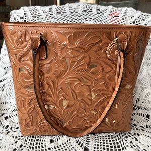 NWT Patricia Nash Adeline Tote Burnished Cutout Tooled  Cognac